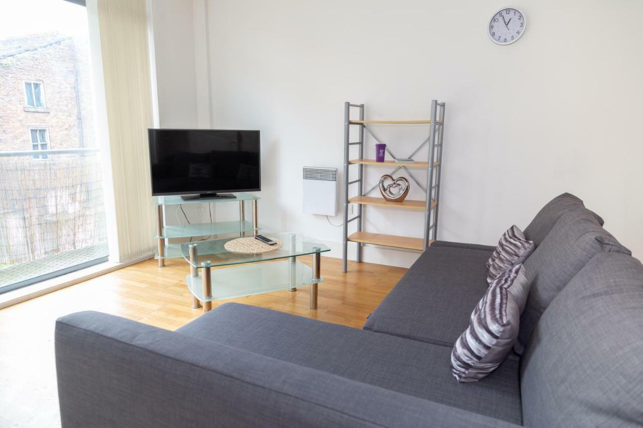Serviced Apartment In Liverpool City Centre - Free Parking - Balcony - By Happy Days Экстерьер фото